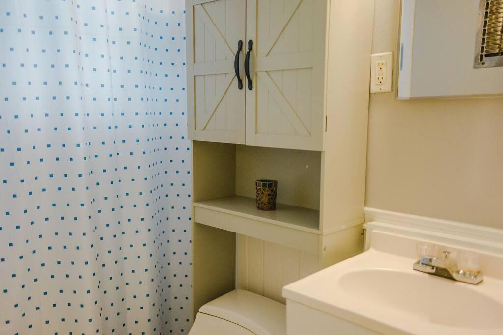 Charming Home, Minutes From The Beach Vero Beach Exterior photo