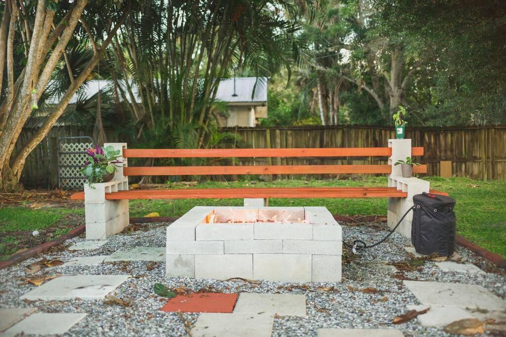 Charming Home, Minutes From The Beach Vero Beach Exterior photo